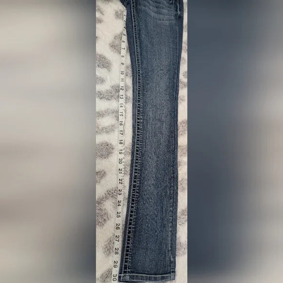 NEW! Soundgirl Women's Blue Jeans - Picture 10 of 10